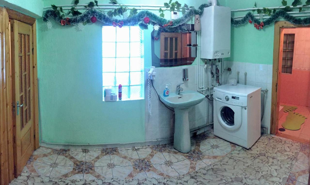 Guest House Karpaty Iaremcea Exterior foto